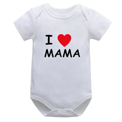 Body Bebé Unisex "Mom + Dad = Me" (Varios Colores)